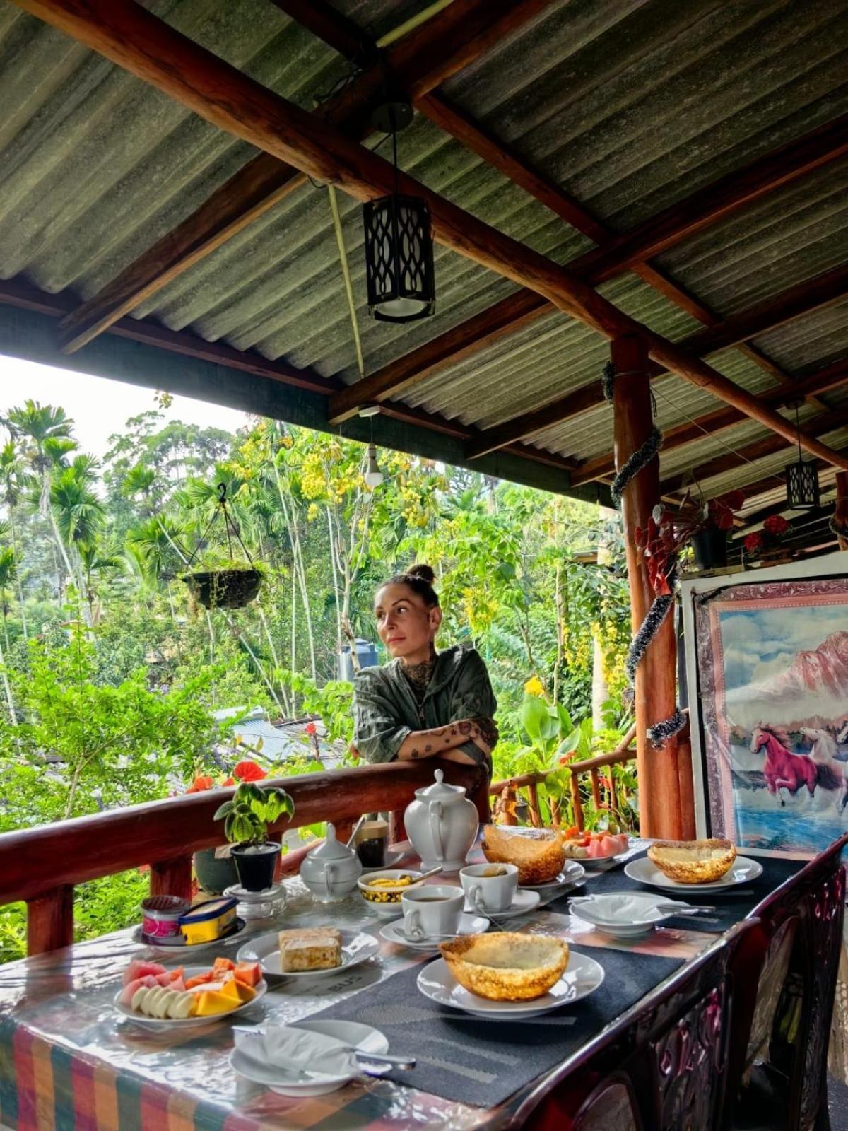 Cozy Homestay Waterfall Road Ella Exterior photo